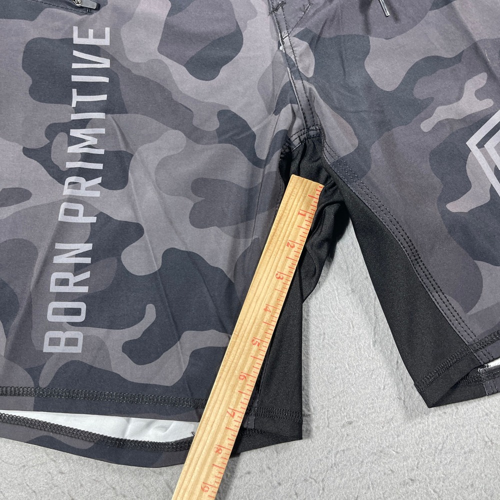 Born Primitive Training Shorts‎ Men 27/28 Black Camo Performance Stretch Zip - Picture 5 of 10